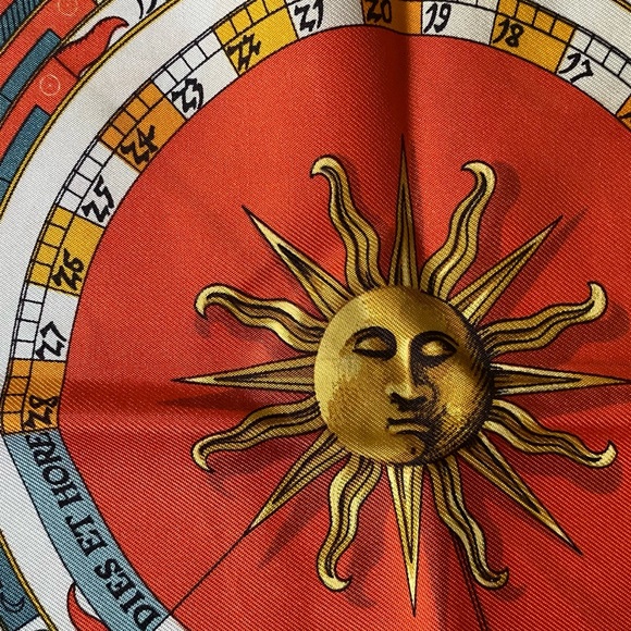 HERMÈS Petit Astrologie Dies et Hore Silk Scarf, Rare Colorway - Picture 10 of 13